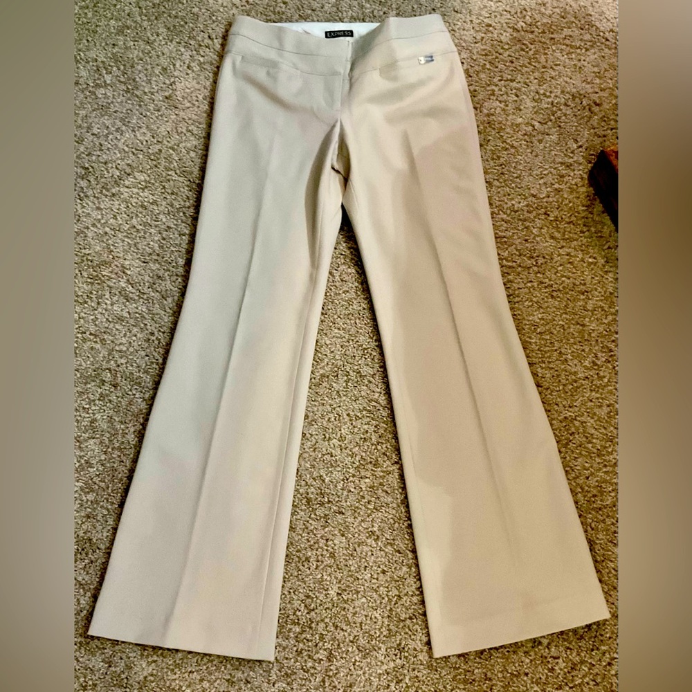 Like New Express Editor Wide Waistband, low rise beige pants size 2R